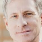 Chris Larsen